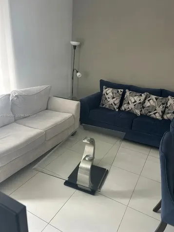5300 NW 85 Doral FL 33166