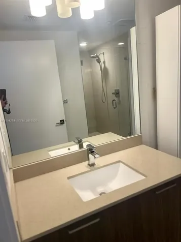 5300 NW 85 Doral FL 33166