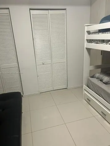 5300 NW 85 Doral FL 33166