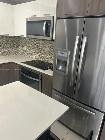 5300 NW 85 Doral FL 33166