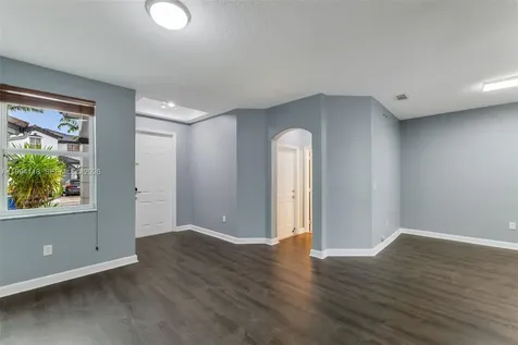 11507 NW 77th Street Doral FL 33178