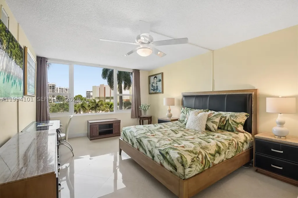 3505 S Ocean Drive Hollywood FL 33019