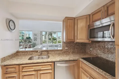 3505 S Ocean Drive Hollywood FL 33019