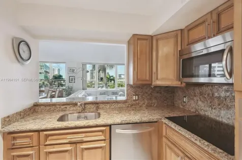 3505 S Ocean Drive Hollywood FL 33019