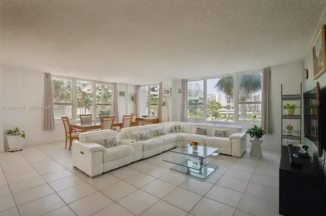 3505 S Ocean Drive Hollywood FL 33019