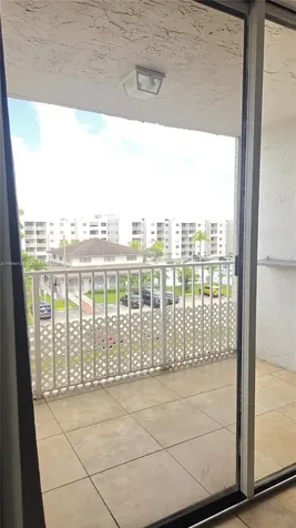 8075 NW 7th Street Miami FL 33126