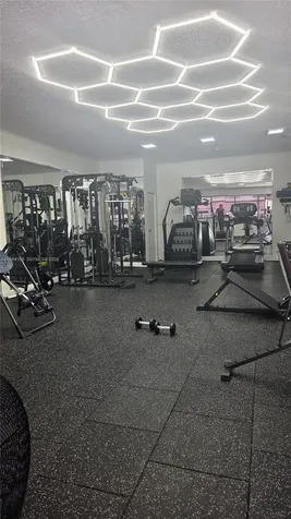 8075 NW 7th Street Miami FL 33126