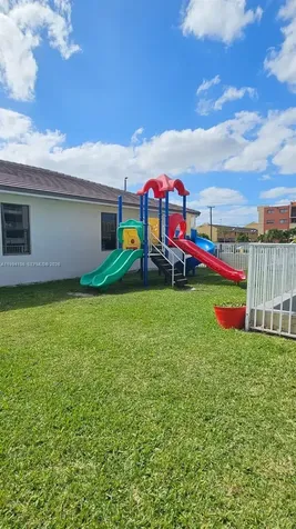 8075 NW 7th Street Miami FL 33126