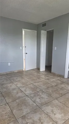 8075 NW 7th Street Miami FL 33126