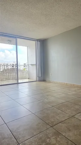 8075 NW 7th Street Miami FL 33126