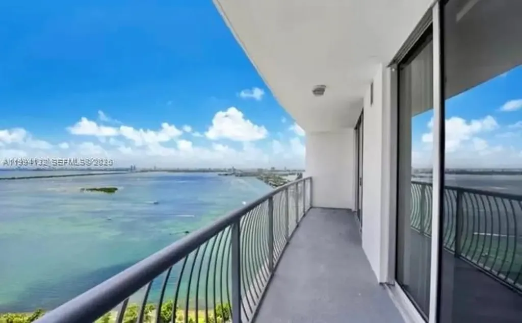 1750 N Bayshore Drive Miami FL 33132