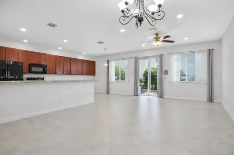 728 SE 2nd Street Pompano Beach FL 33060