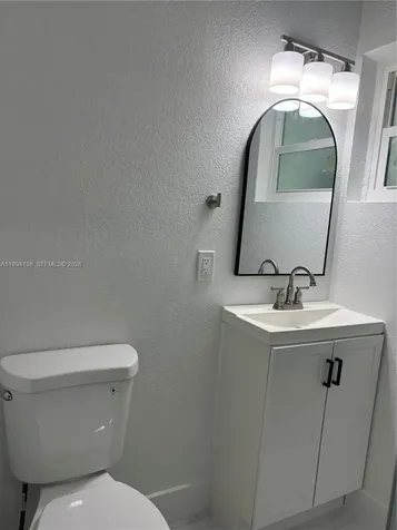 2071 NE 169th Street North Miami Beach FL 33162