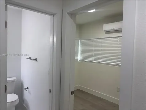 2071 NE 169th Street North Miami Beach FL 33162
