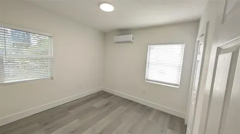 2071 NE 169th Street North Miami Beach FL 33162