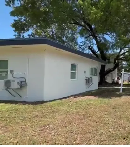 2071 NE 169th Street North Miami Beach FL 33162