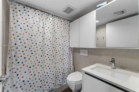 151 Crandon Boulevard Key Biscayne FL 33149