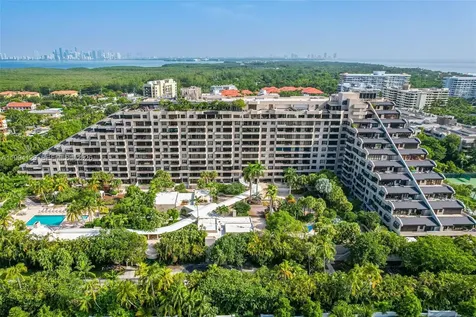151 Crandon Boulevard Key Biscayne FL 33149