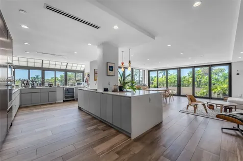 151 Crandon Boulevard Key Biscayne FL 33149