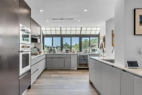 151 Crandon Boulevard Key Biscayne FL 33149