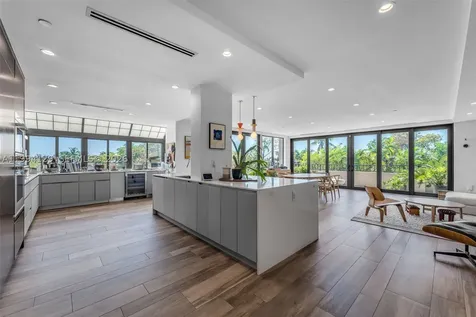 151 Crandon Boulevard Key Biscayne FL 33149