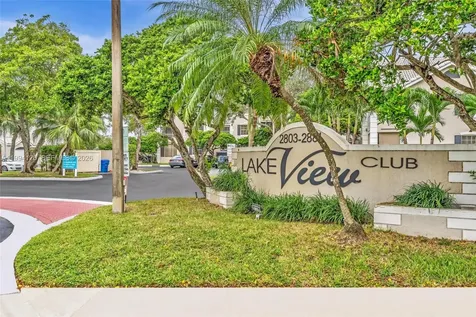 2851 N Oakland Forest Drive Oakland Park FL 33309