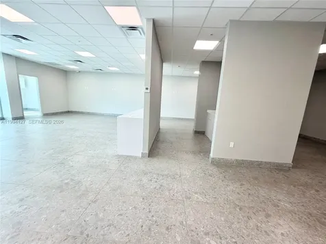 2820 NE 214th Street Aventura FL 33180