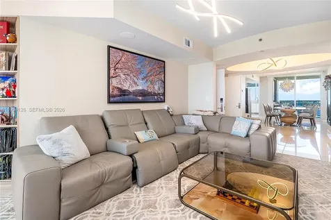 19111 Collins Avenue Sunny Isles Beach FL 33160