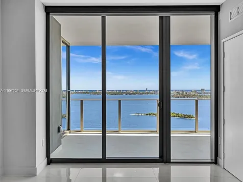 711 NE 23rd Terrace Miami FL 33137