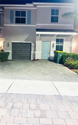 1766 SE 7th Terrace Homestead FL 33034