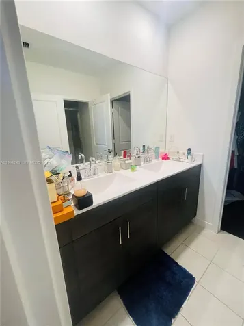 1766 SE 7th Terrace Homestead FL 33034
