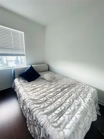 1766 SE 7th Terrace Homestead FL 33034
