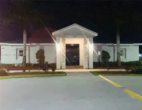 1766 SE 7th Terrace Homestead FL 33034