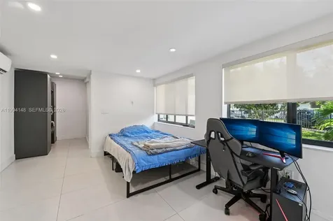 5152 SW 6th Street Miami FL 33134