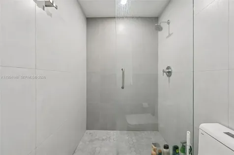 5152 SW 6th Street Miami FL 33134