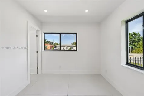 5152 SW 6th Street Miami FL 33134
