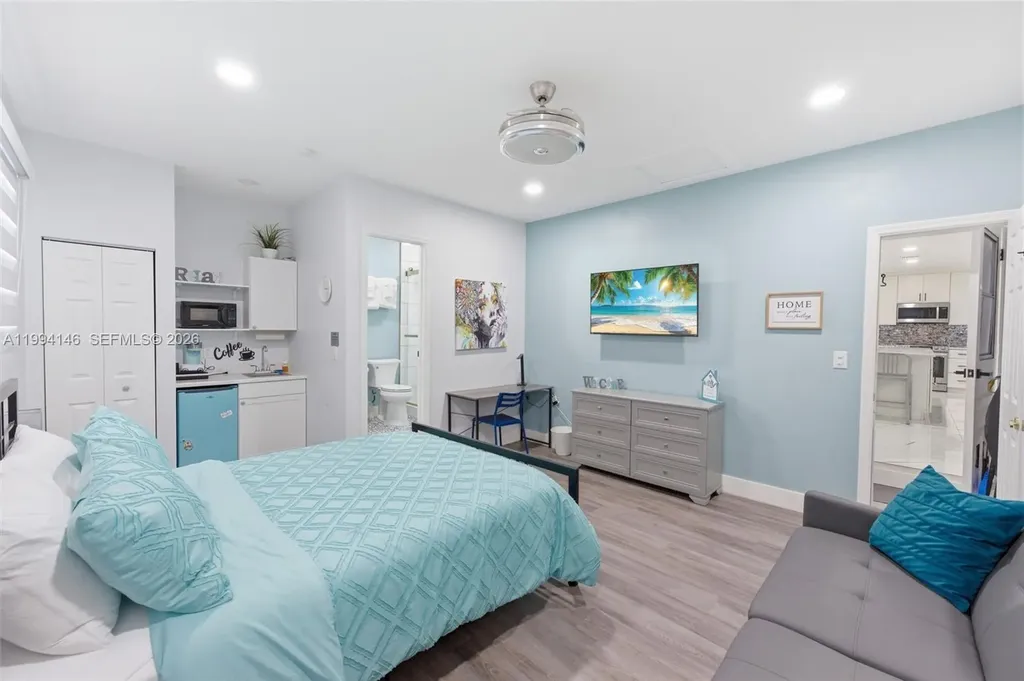 12002 NW 27th Drive Coral Springs FL 33065