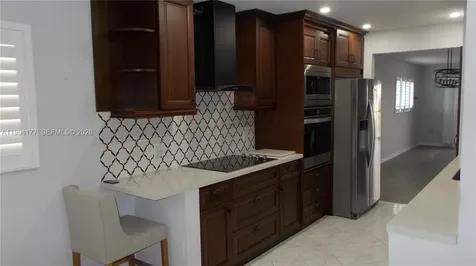13705 SW 12th Street Pembroke Pines FL 33027