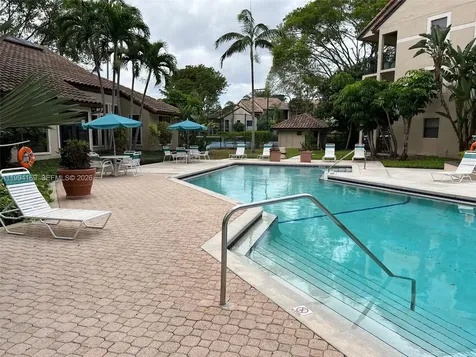 4221 W Mcnab Road Pompano Beach FL 33069