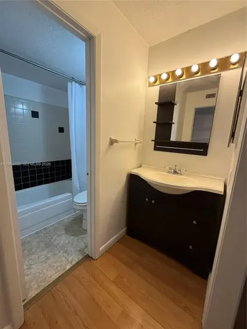 4221 W Mcnab Road Pompano Beach FL 33069