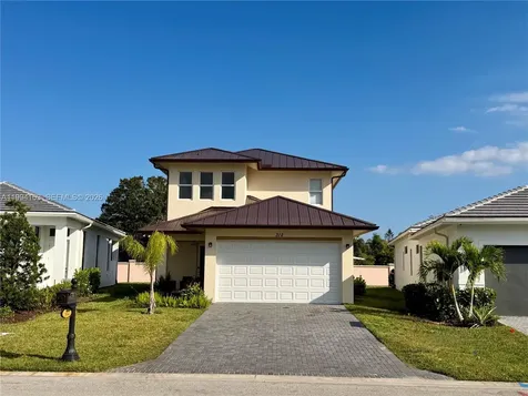 312 SE Via Sangro Port St. Lucie FL 34952