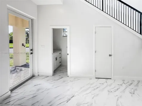 312 SE Via Sangro Port St. Lucie FL 34952