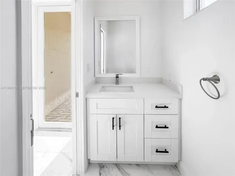 312 SE Via Sangro Port St. Lucie FL 34952