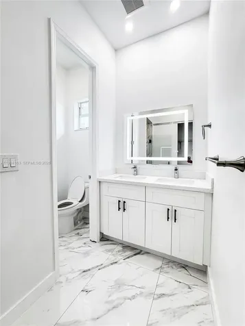 312 SE Via Sangro Port St. Lucie FL 34952