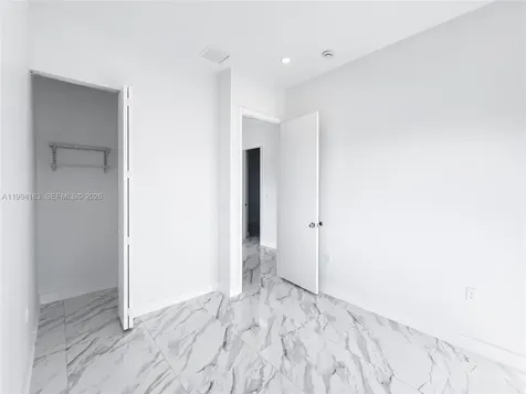 312 SE Via Sangro Port St. Lucie FL 34952