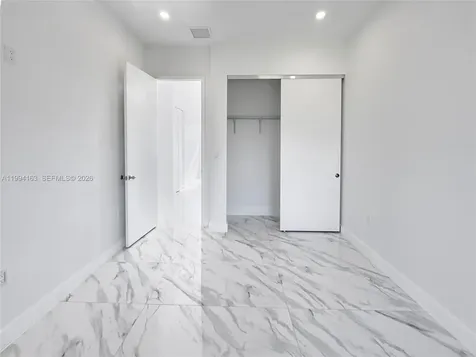 312 SE Via Sangro Port St. Lucie FL 34952