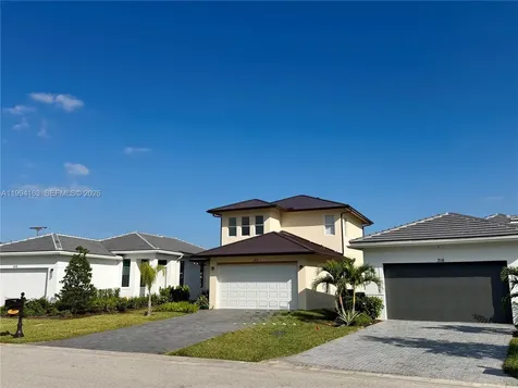 312 SE Via Sangro Port St. Lucie FL 34952