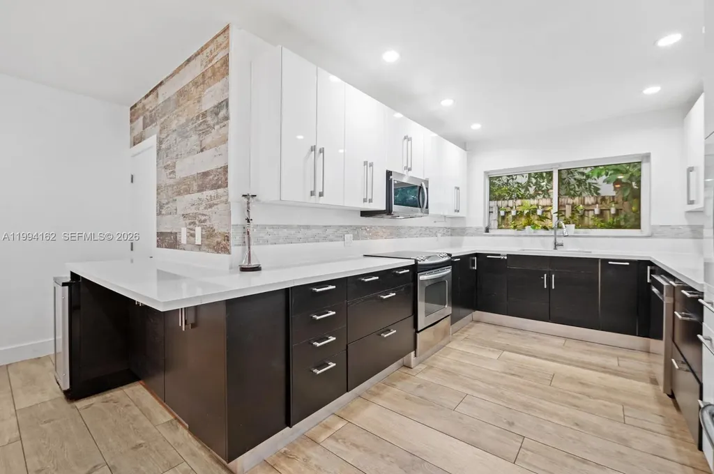 3551 E Glencoe Street Miami FL 33133