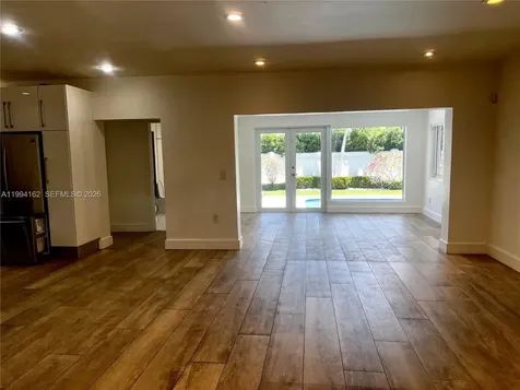 3551 E Glencoe Street Miami FL 33133