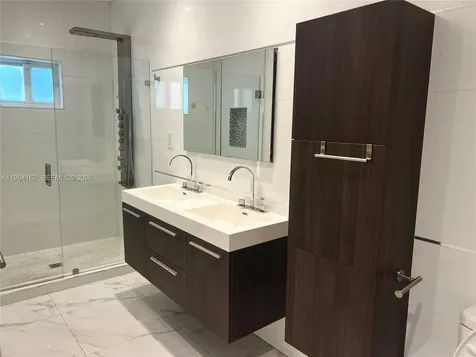 3551 E Glencoe Street Miami FL 33133